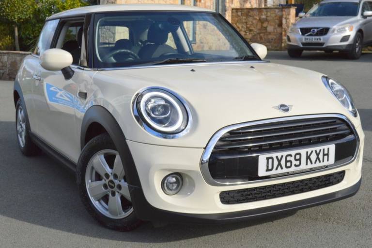 2019 MINI Hatch 1.5 Cooper Classic II 3dr HATCHBACK PETROL Manual