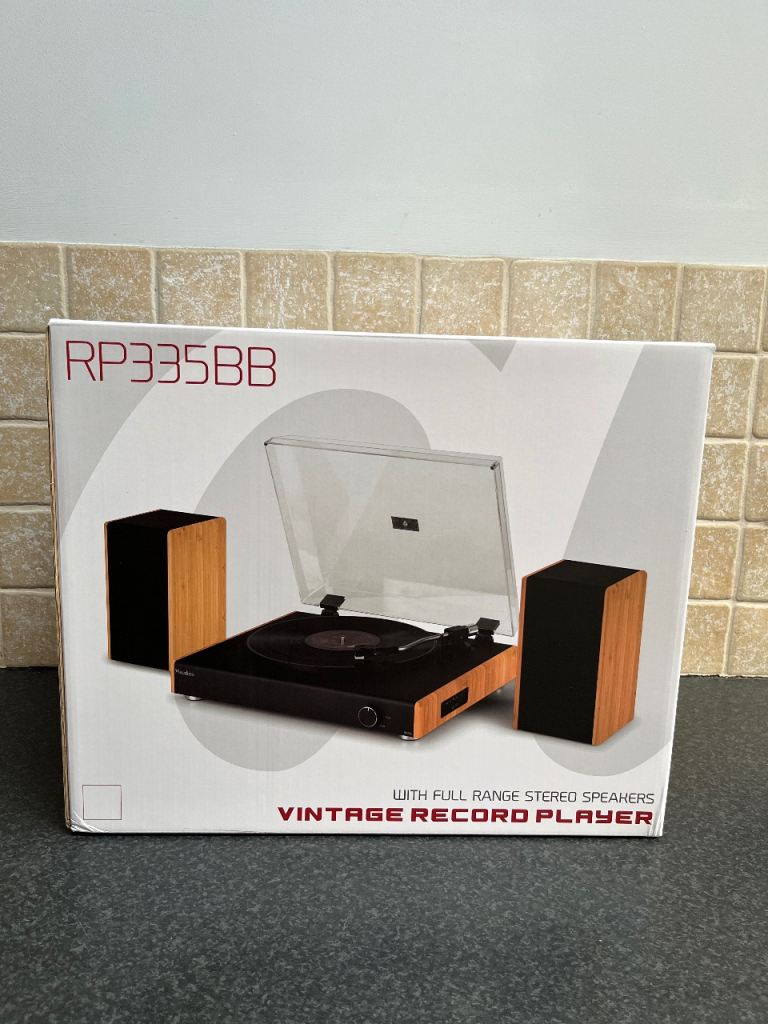 Audizio RP335 Record Player with Speakers - NEW