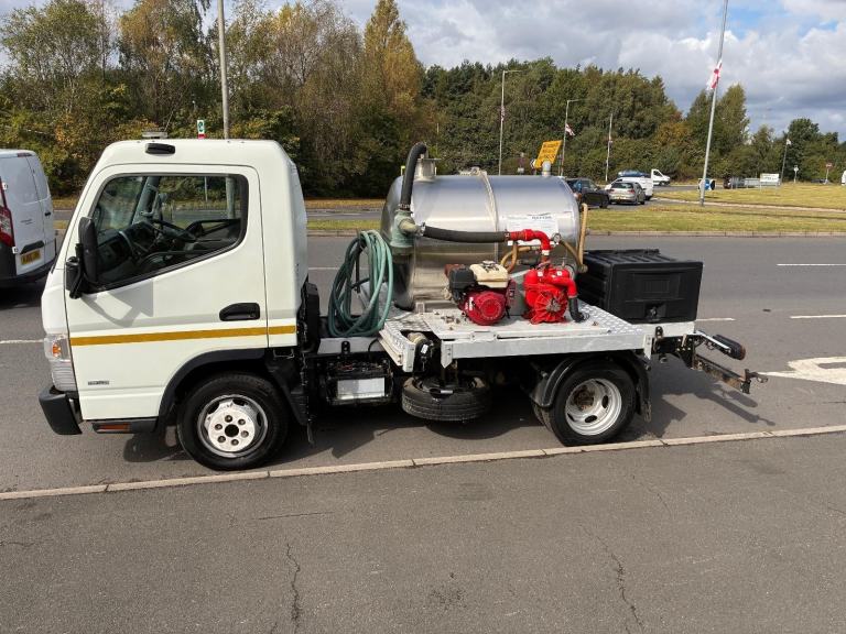 MITSUBISHI CANTER 3C13 MANUAL 3.5T TOILET EMPTIER /TANKER £23950+ VAT