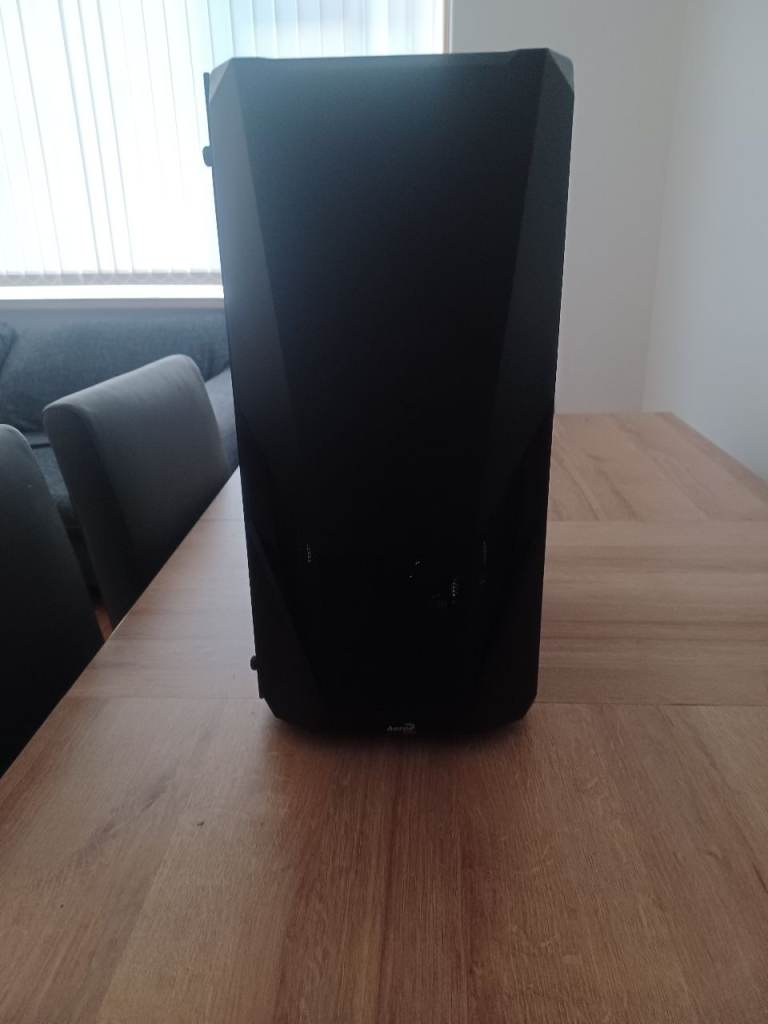 Pc Case Aerocool Zauron with Corsair 120mm Led fans