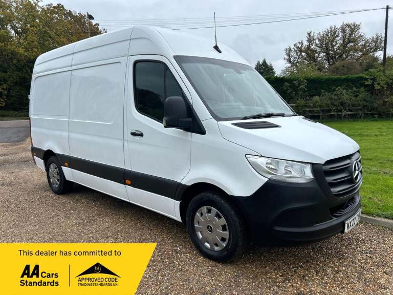 2022 Mercedes-Benz Sprinter 2.0 315 CDI Progressive RWD L2 H2 Euro 6 (s/s) 5dr PANEL VAN Diesel M...