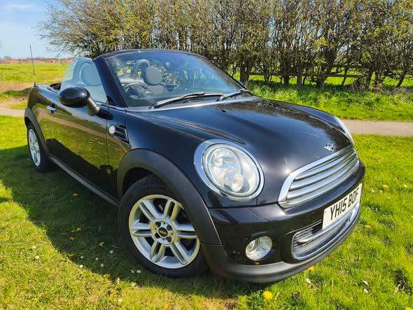 2015 Mini, ROADSTER, Only 40000 miles Convertible, MOT until April 2027, 2 Keys