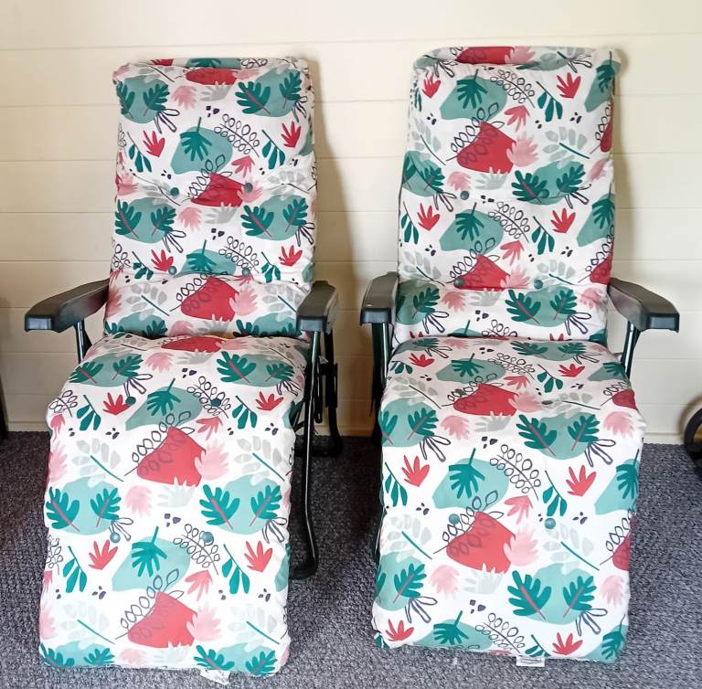 Pair of garden recliners