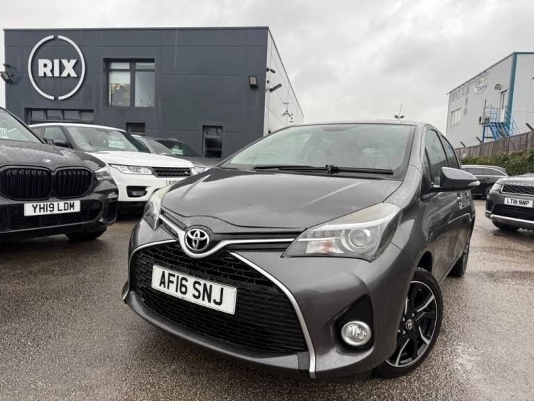 image for 2016 Toyota Yaris 1.33 VVT-i Design 5dr HATCHBACK PETROL Manual