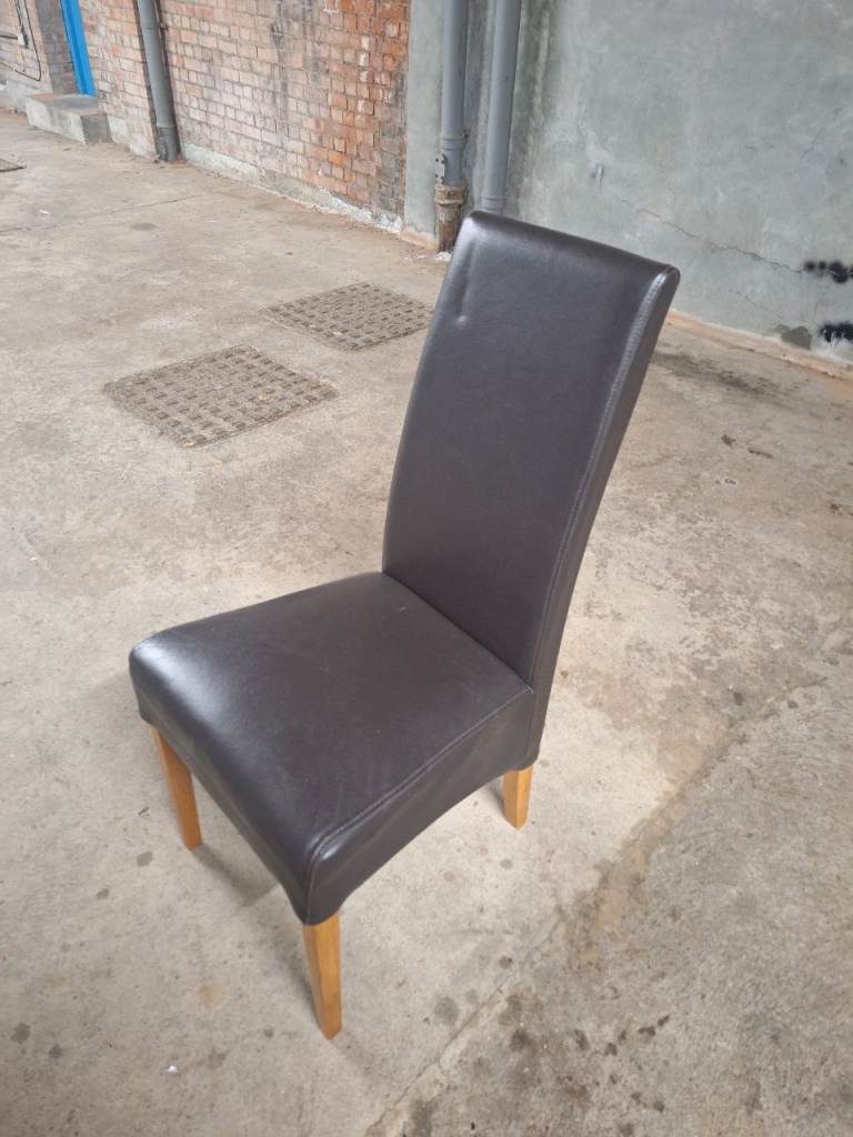 4x Free Dining Chairs