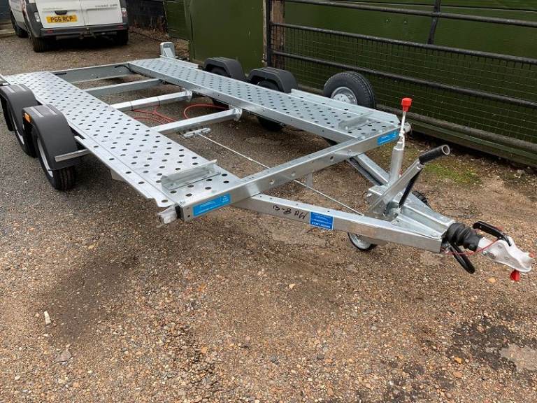 WOODFORDS Car Transporter Twin Axle with Ramps Trailer 12' x 5' 10" - WBT 050