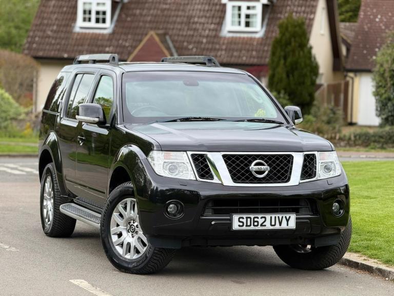 2012 Nissan Pathfinder 2.5 dCi Tekna 5dr ESTATE DIESEL Manual