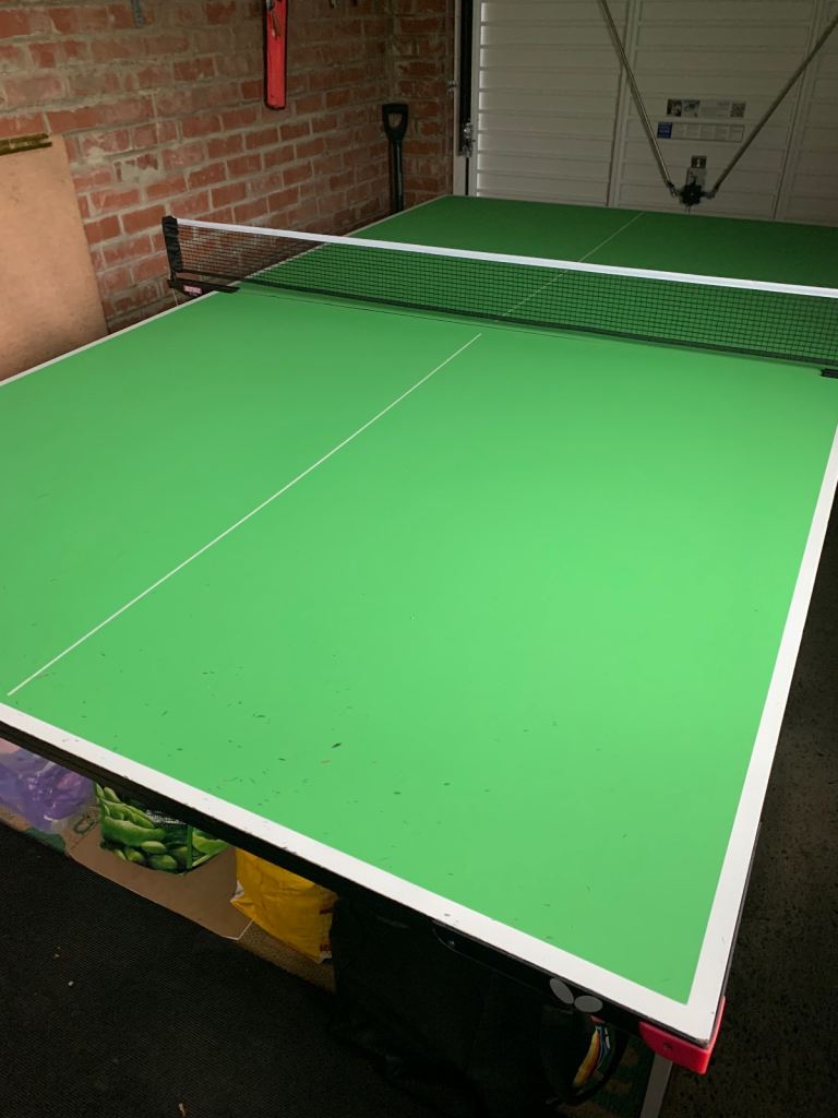 Table Tennis Table 