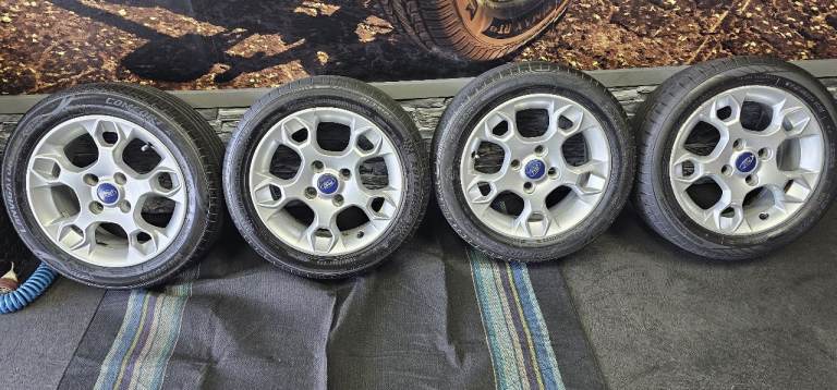 Ford Genuine 15 alloy wheels + 4 x tyres 195 50 15 Lanvigator
