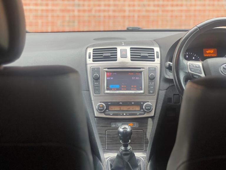 2012 Toyota Avensis 2.2 D-4D T4 5dr ESTATE DIESEL Manual