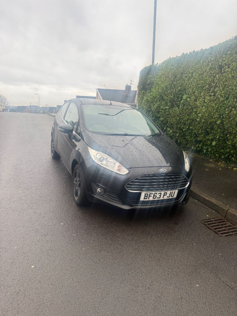 Ford, FIESTA, Hatchback, 2013, Manual, 1241 (cc), 3 doors