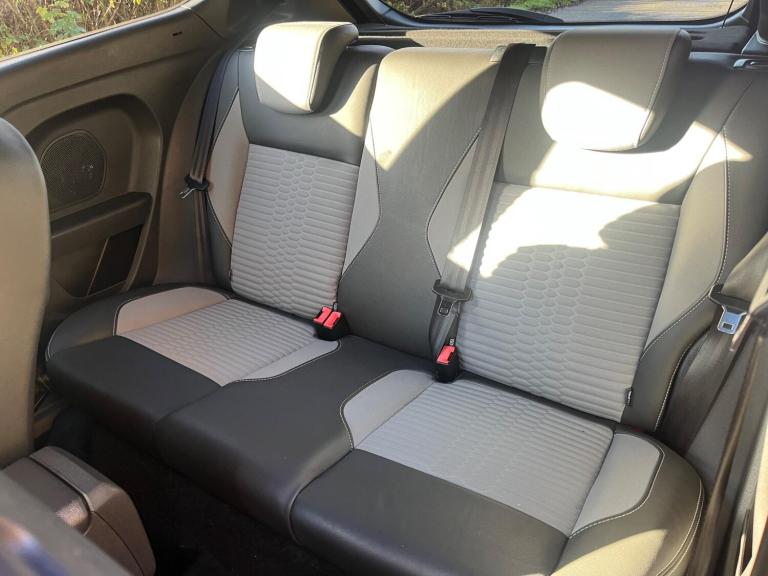 2016 Ford Fiesta 1.6T EcoBoost ST-2 Euro 6 3dr HATCHBACK Petrol Manual