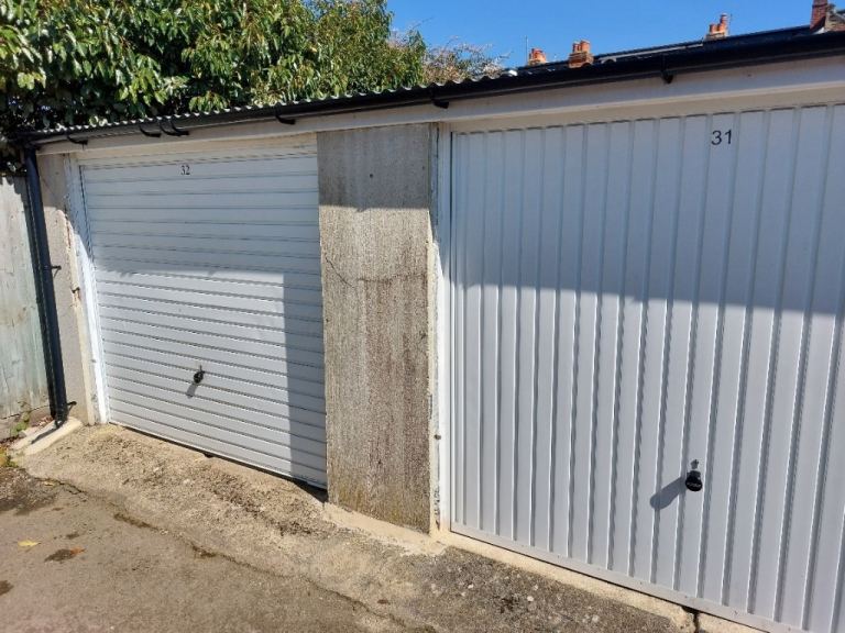 Garage/Parking/Storage: Stratford Street, Oxford OX4 1SW - GATED SITE, NEW DOORS 
