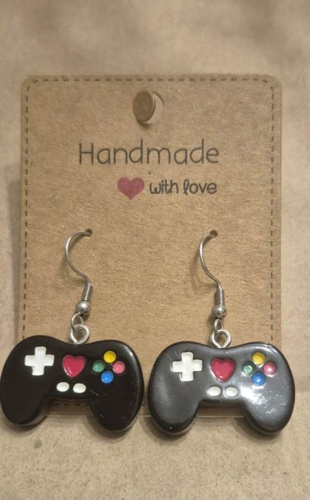 Console gaming pad earrings 