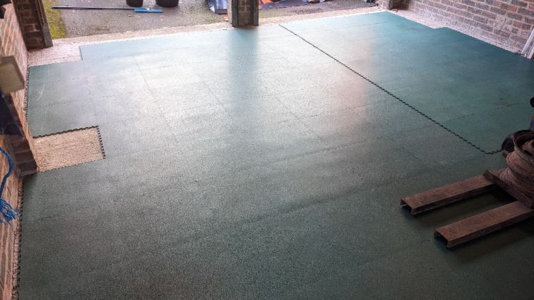 Ecotile & Ecoloc PVC Interlocking Garage Floor Tiles - Green