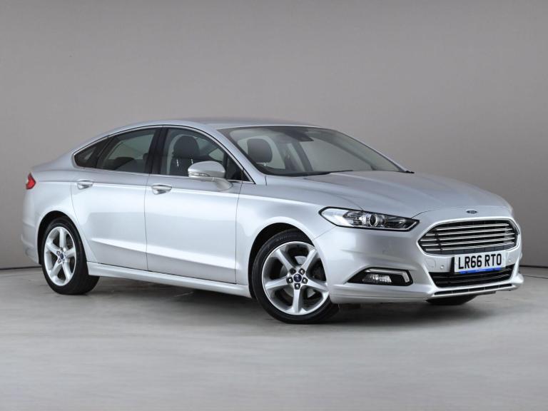 2016 Ford Mondeo 2.0 TiVCT Titanium CVT Euro 6 (s/s) 4dr Saloon Hybrid Automatic
