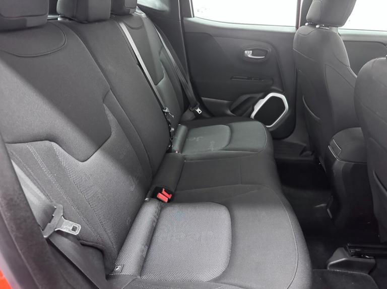 2016 Jeep Renegade 2.0 Multijet Limited 5dr 4WD - FULL LEATHER - REAR SENSORS - FSH ESTATE Diesel...