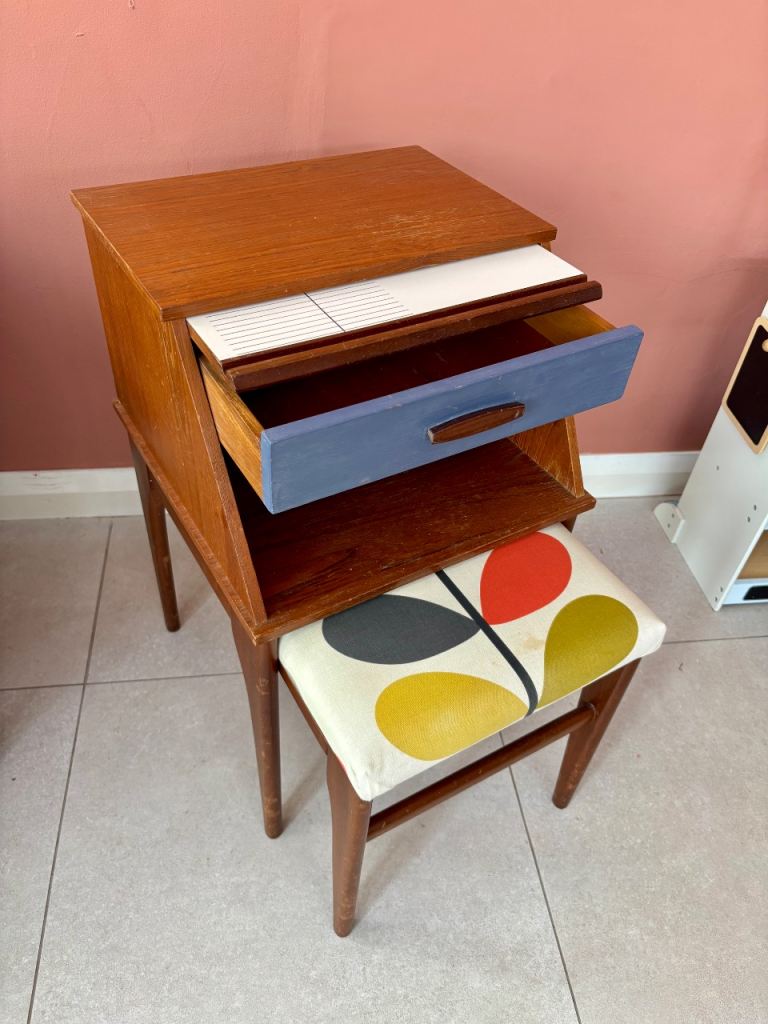 Vintage Chippy Telephone Table Seat