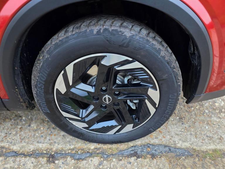 2025 Nissan Qashqai 1.5 E-Power N-Connecta 5dr Auto HATCHBACK PETROL/ELECTRIC Automatic