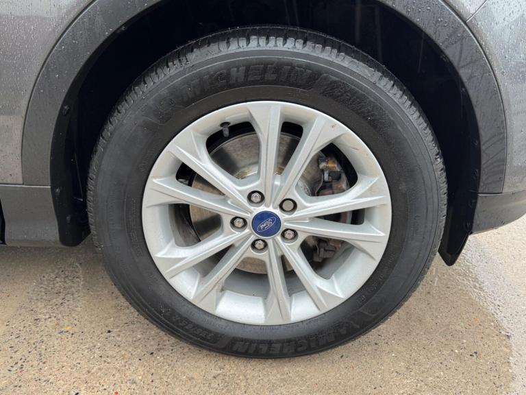 2017 Ford Kuga 2.0 TDCi Titanium Euro 6 (s/s) 5dr HATCHBACK Diesel Manual