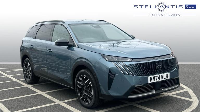 2024 Peugeot 5008 1.2 HYBRID Allure SUV 5dr Petrol Hybrid e-DSC6 Euro 6 (s/s) (136 ps) SUV Hybrid...