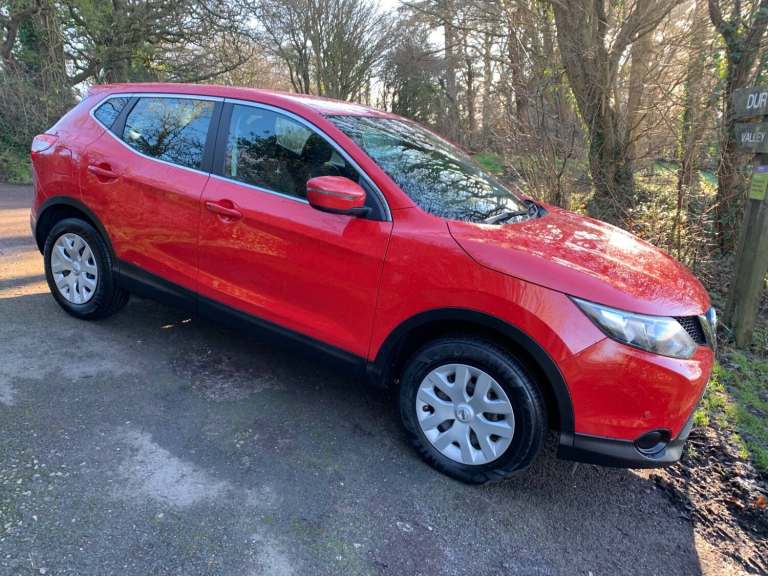 2016 Nissan Qashqai 1.2 DiG-T Visia [Smart Vision Pack] 5dr HATCHBACK Petrol Manual