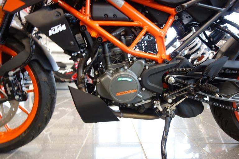 KTM 125 Duke (22 MY)