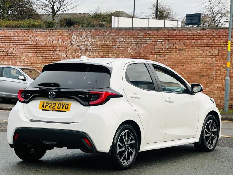 2022 Toyota Yaris 1.5 Hybrid Design 5dr CVT HATCHBACK PETROL/ELECTRIC Automatic