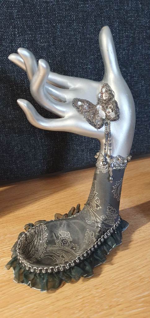 Jewellery Holder – Used, Good Condition