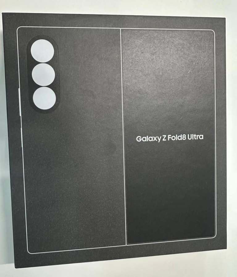 Samsung Galaxy Z Fold8 Ultra – Violet Shadow✨ New & Box Sealed 💾 256GB Storage