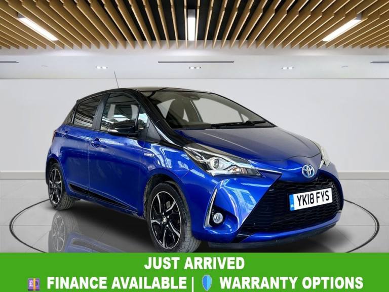 2018 Toyota Yaris 1.5 VVT-h Grey Bi-Tone Hatchback 5dr Petrol Hybrid E-CVT Euro 6 (s/s) (100  Hat...