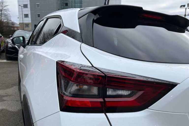 2024 Nissan Juke 1.0 DIG-T N-CONNECTA 5DR DCT Hatchback Petrol Automatic