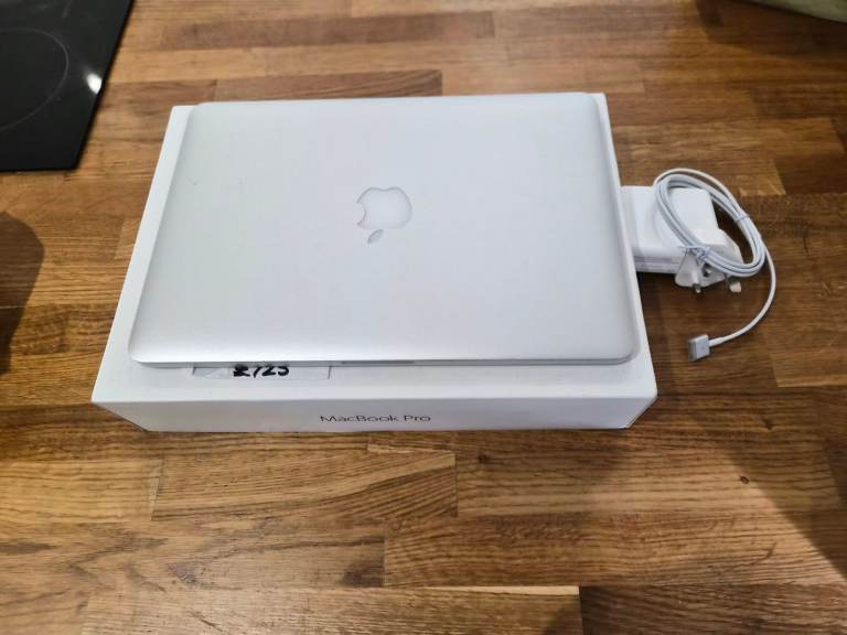Apple MacBook Pro 13", Intel Core i5 2.6GHz, A1502 Late 2013, 512GB SSD, 8GB RAM,