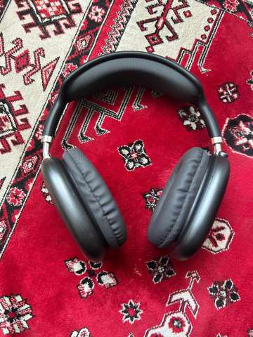 Airpods Max Headphones USB-C Midnight Black, £80.00 for Sale in