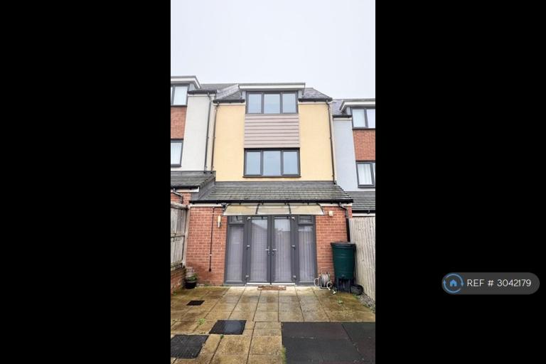 4 bedroom house in Featherwood Avenue, Newcastle Upon Tyne, NE15 (4 bed) (#3042179)
