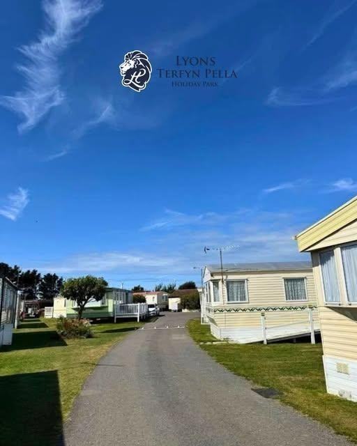 STATIC CARAVAN FOR SALE NORTH WALES FAMILY RUN PARK