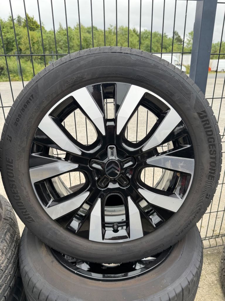 2025 Citroen Berlingo 17” alloy wheels (set)