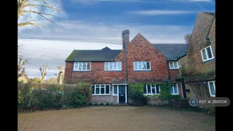 3 bedroom house in Orwell, Walton On The Hill, KT20 (3 bed) (#2881508)