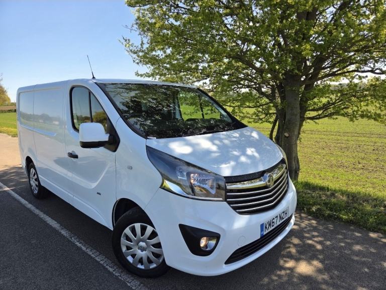 VAUXHALL VIVARO 1.6 CDTi 2700 Sportive 2018