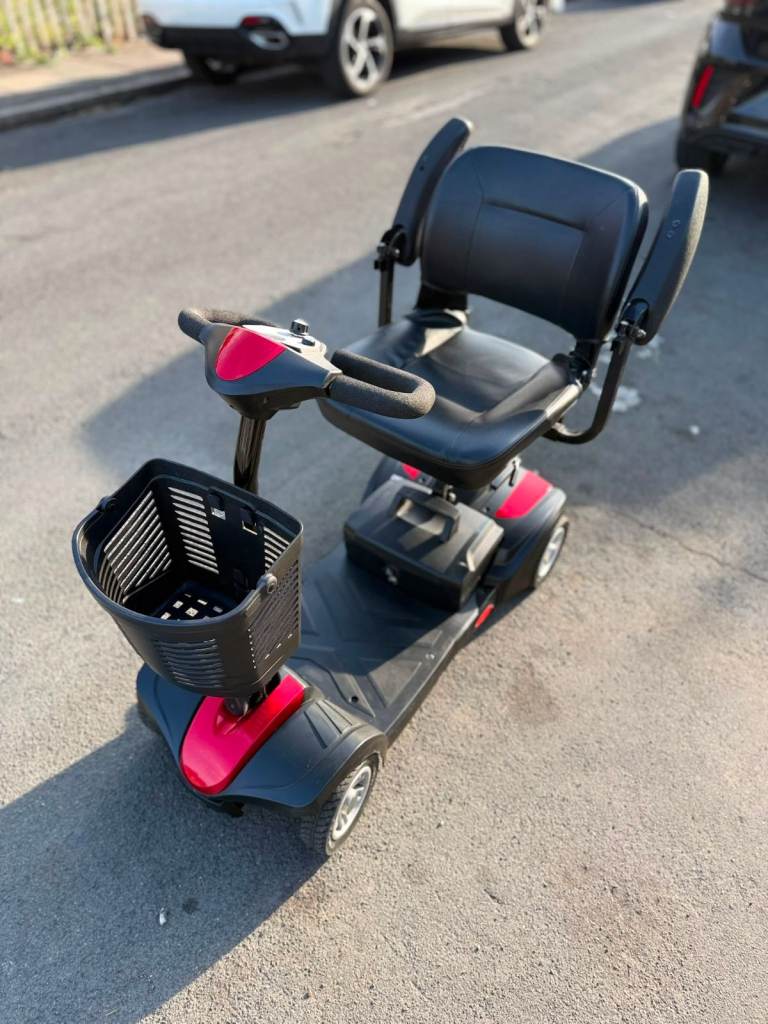 Care co zoom free local delivery Bromley br2 £350