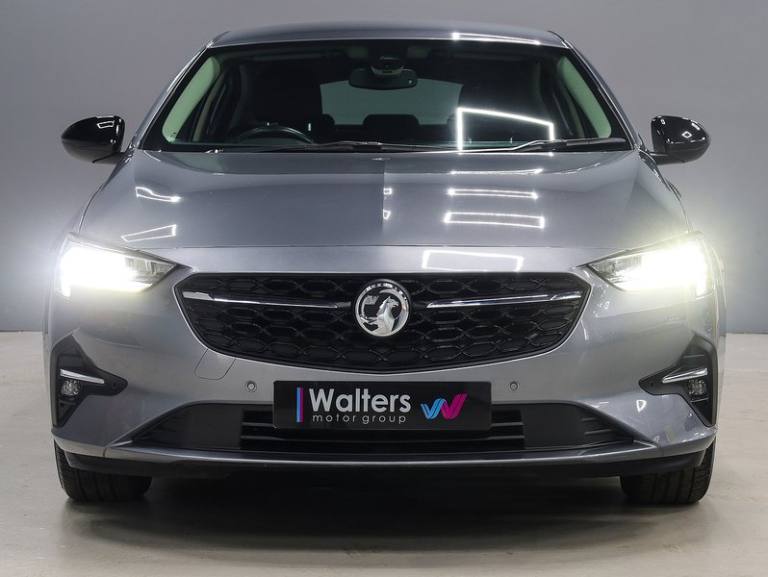 2020 Vauxhall Insignia Turbo D SE Nav Hatchback Diesel Manual