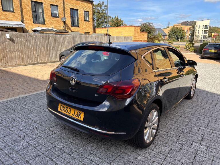 Vauxhall, ASTRA, Hatchback, 2013, Manual, 1598 (cc), 5 doors