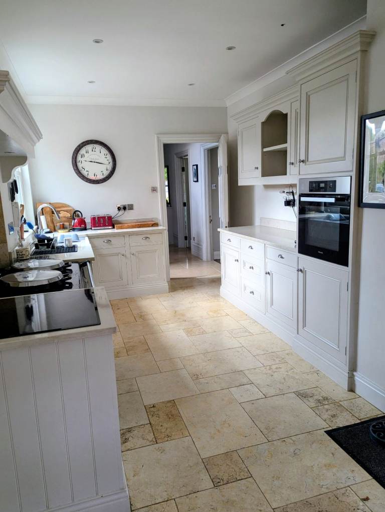 Kitchen units and accessories
