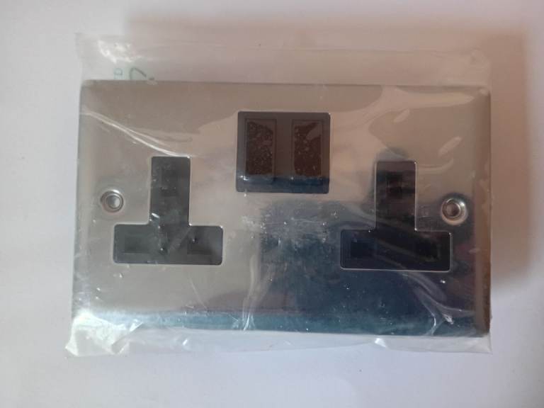 Double Switched 13A Chrome Socket - NEW