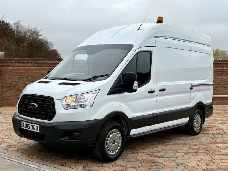 2015 Ford Transit 2.2 TDCi L2 H3 Mwb Van ***110v &amp; Air / Utility / Workshop Van*** PANEL VAN ...