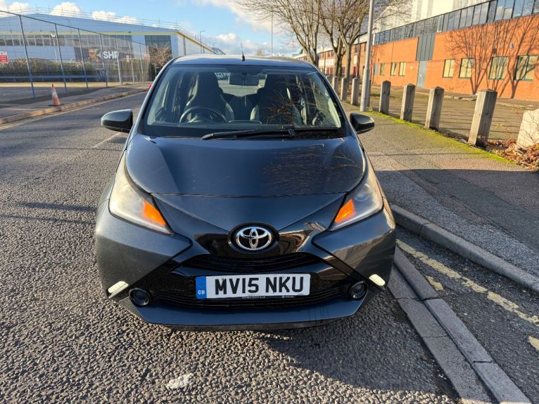 Toyota, AYGO, Hatchback, 2015, Manual, 998 (cc), 5 doors
