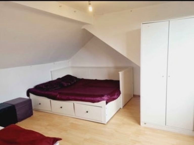 Spacious room available