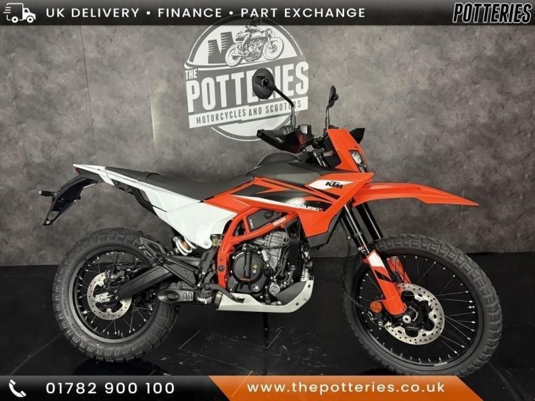 KTM 125 Enduro R 2025 *SAVE £500 WHILST STOCK LASTS!*