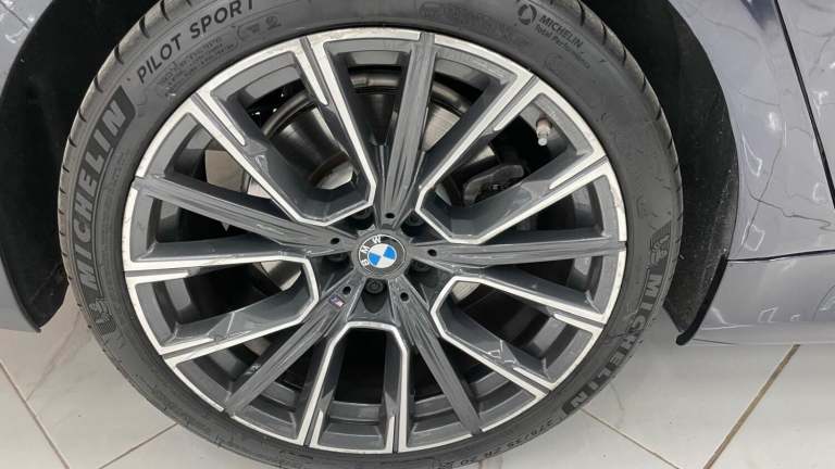 BMW 7 SERIES 3.0 730Ld M Sport Saloon 2022