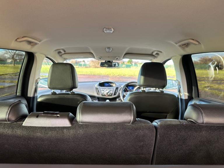 2014 Ford Kuga 2.0 TDCi 163 Titanium 5dr Powershift HATCHBACK Diesel Automatic